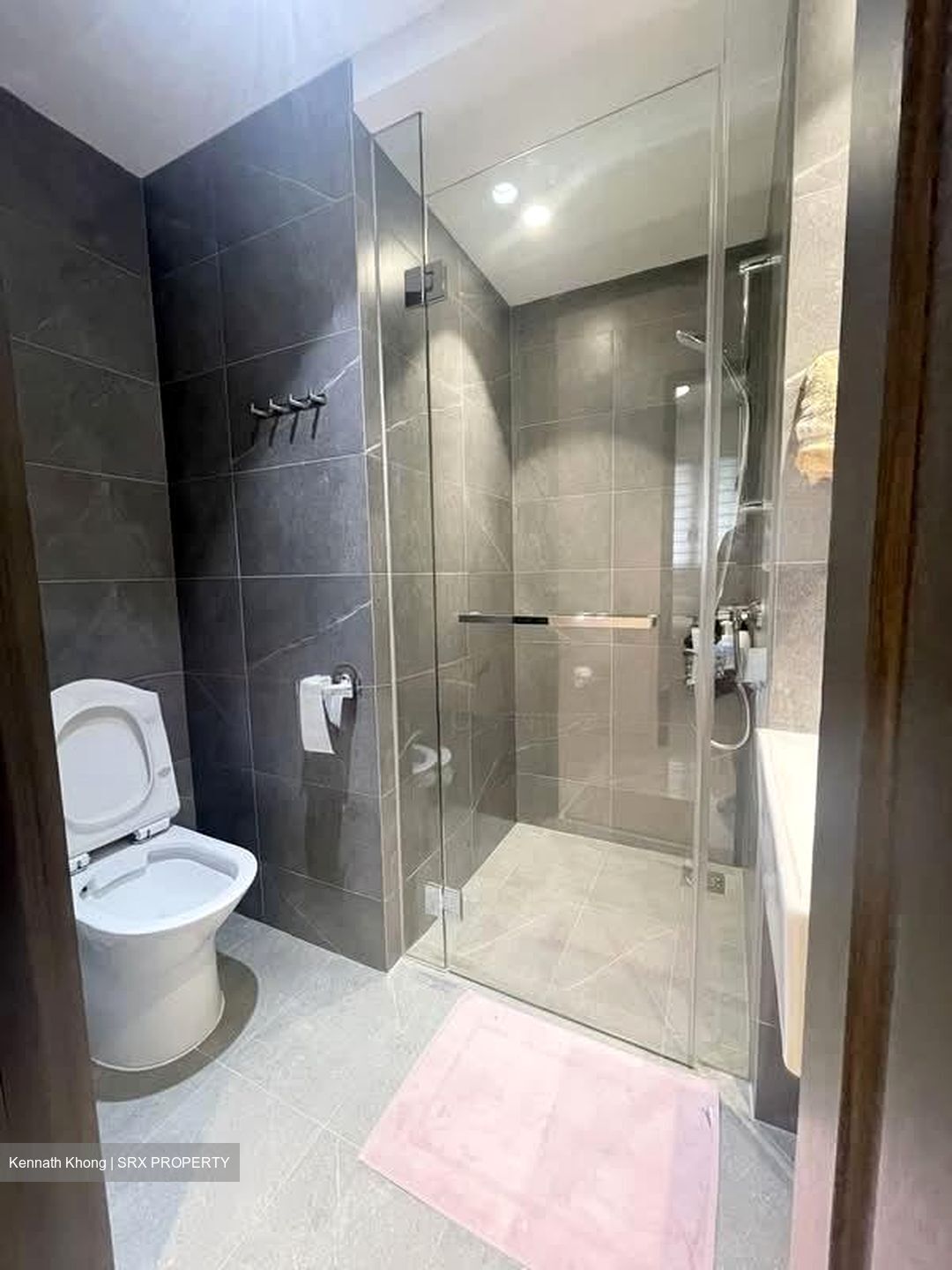 Riverfront Residences (D19), Apartment #562451401